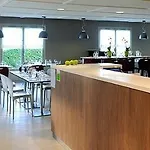 Otel Campanile 3*