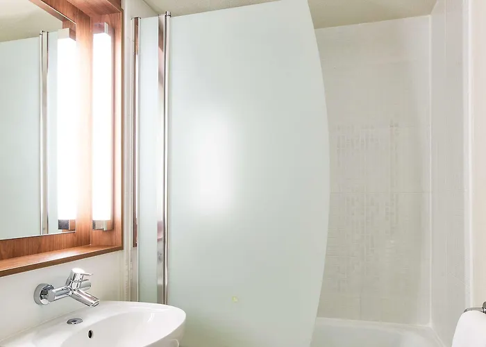 Campanile 3* Château-Thierry